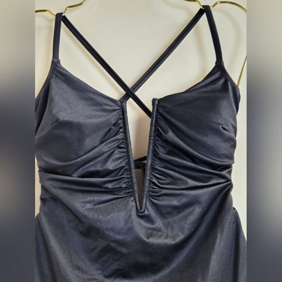 Shade & Shore V-Wire Plunge Cheeky One Piece Swimsuit Sz S (4-6) - Picture 14 of 15